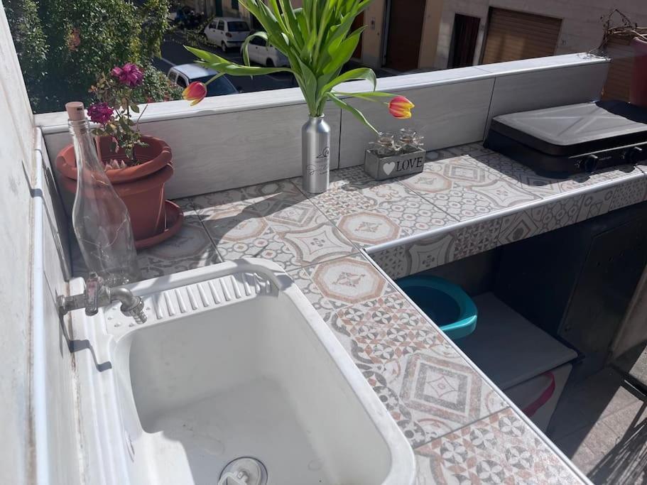 La Casa Del Sole Villa Imperia Luaran gambar